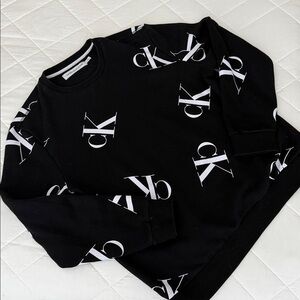 Calvin Klein Crewneck Sweatshirt